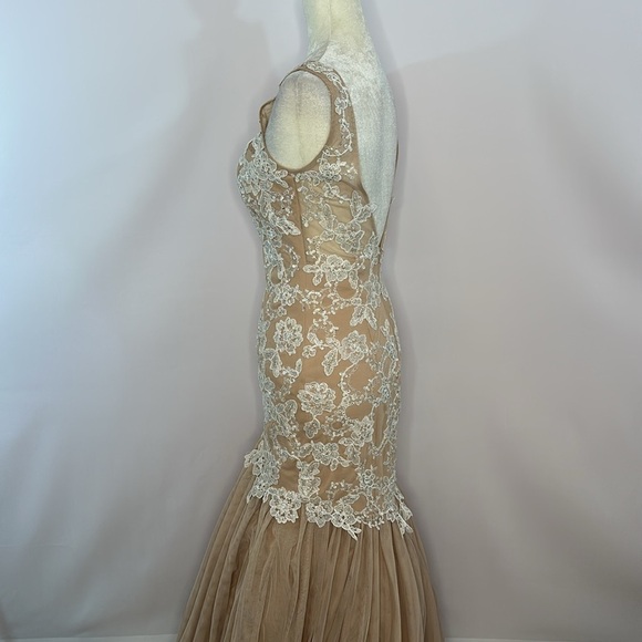 Xscape Lace and Tulle Mermaid Evening Gown - Picture 4 of 11